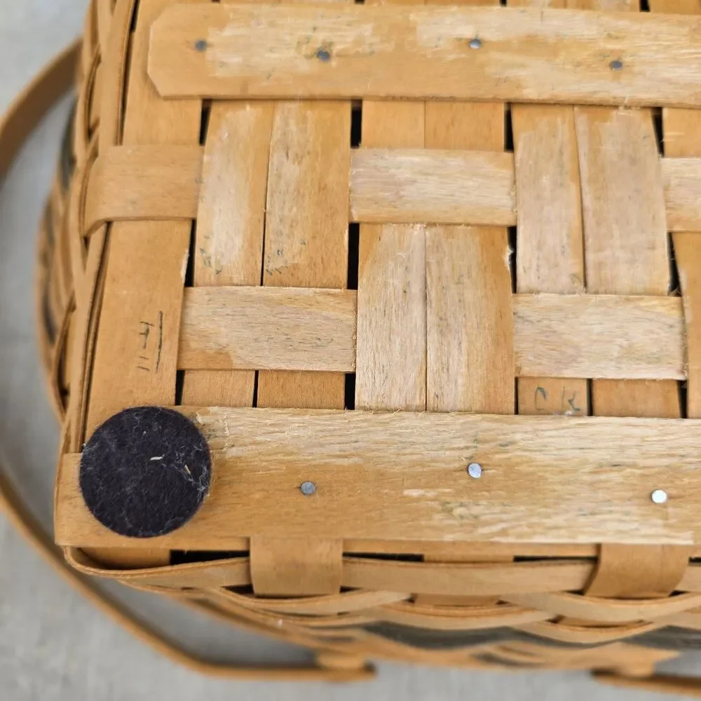 Discontinued Longaberger 1996 Traditions Collection Community Basket, 2-Handle